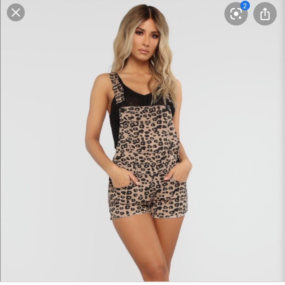 Fashion nova cheetah print overall shorts